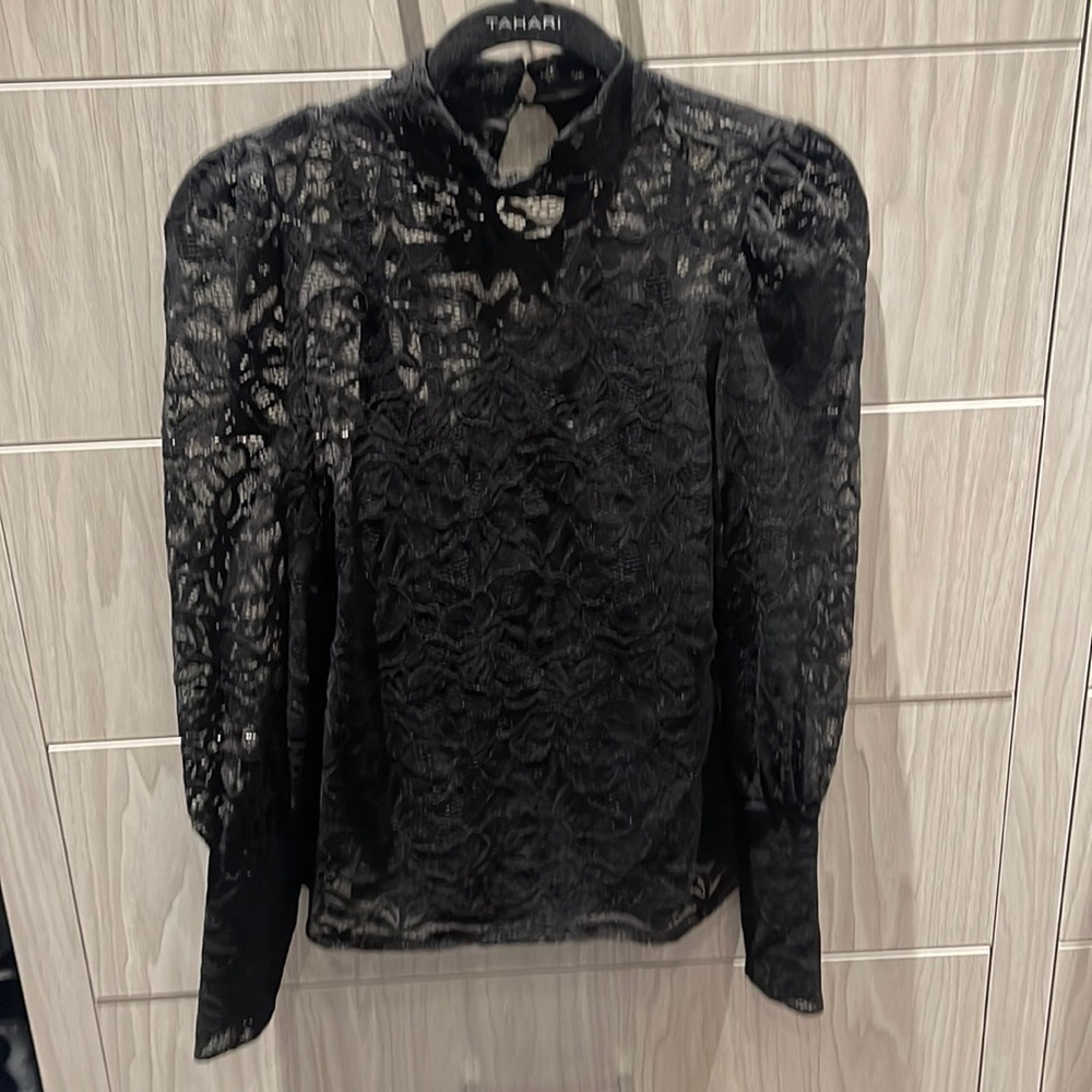 Stunning lace top